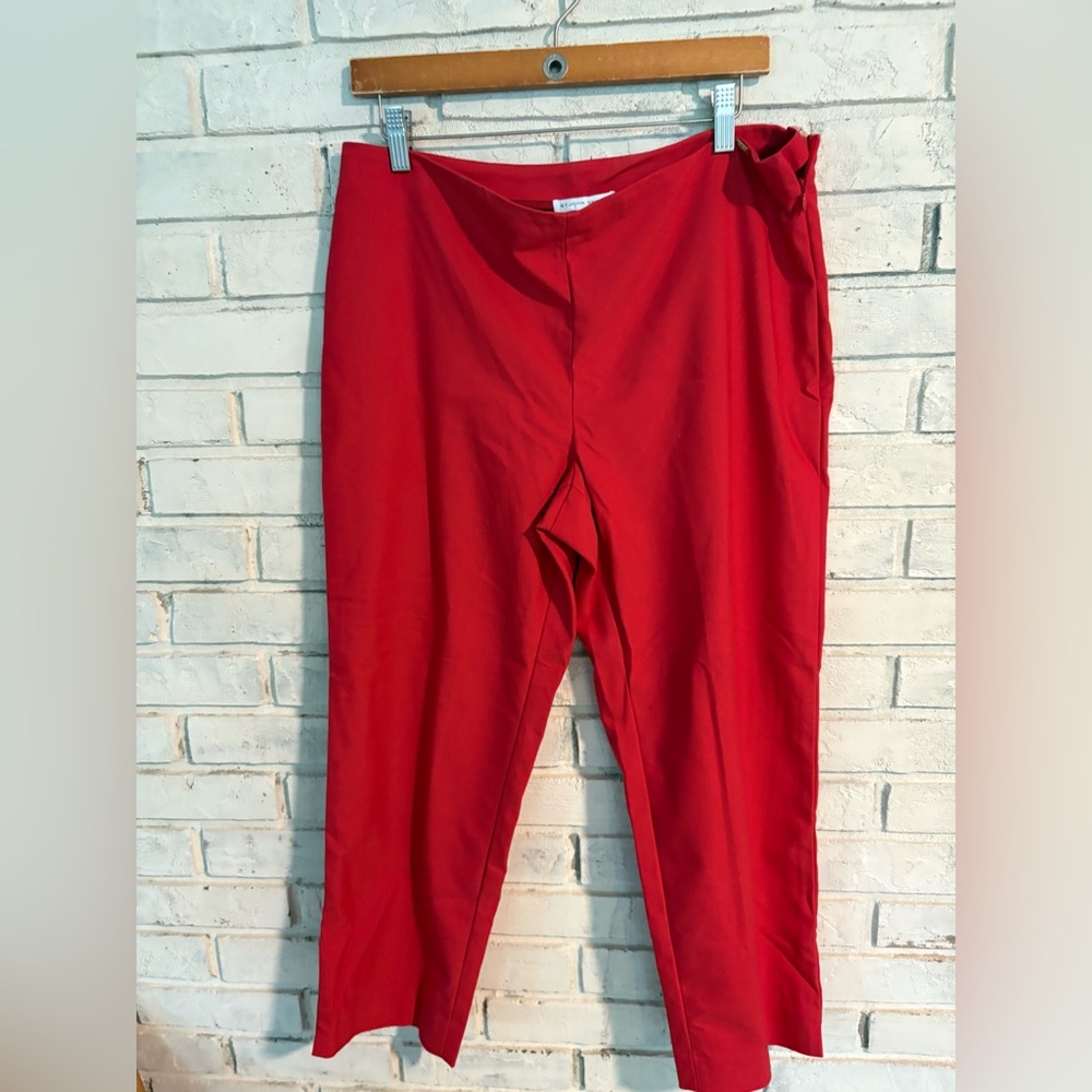 ST. JOHN SPORT Scarlet Red mid-rise ankle dress pants EUC